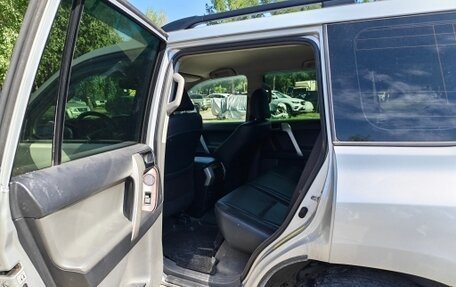 Toyota Land Cruiser Prado 150 рестайлинг 2, 2012 год, 2 530 000 рублей, 4 фотография