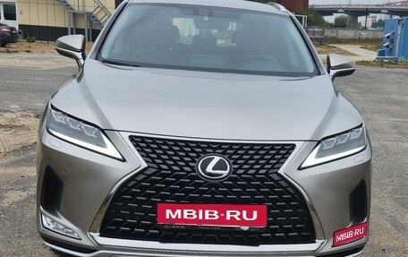 Lexus RX IV рестайлинг, 2020 год, 5 100 000 рублей, 1 фотография
