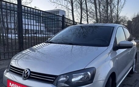 Volkswagen Polo VI (EU Market), 2012 год, 699 000 рублей, 2 фотография
