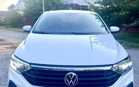 Volkswagen Polo VI (EU Market), 2021 год, 1 749 000 рублей, 3 фотография