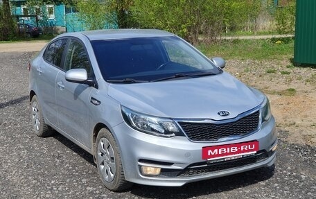 KIA Rio III рестайлинг, 2015 год, 890 000 рублей, 3 фотография