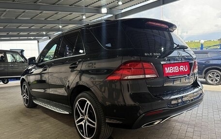 Mercedes-Benz GLE, 2015 год, 3 179 000 рублей, 3 фотография