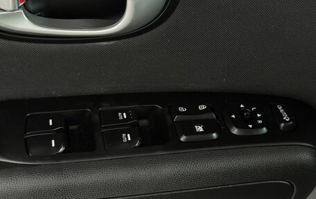 KIA Soul II рестайлинг, 2014 год, 1 349 000 рублей, 23 фотография