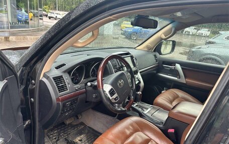 Toyota Land Cruiser 200, 2015 год, 4 099 000 рублей, 3 фотография