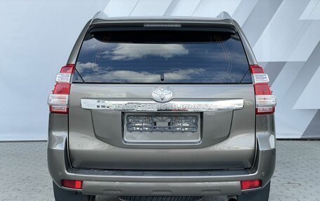 Toyota Land Cruiser Prado 150 рестайлинг 2, 2014 год, 3 580 000 рублей, 7 фотография