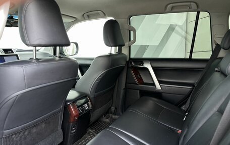 Toyota Land Cruiser Prado 150 рестайлинг 2, 2014 год, 3 580 000 рублей, 13 фотография