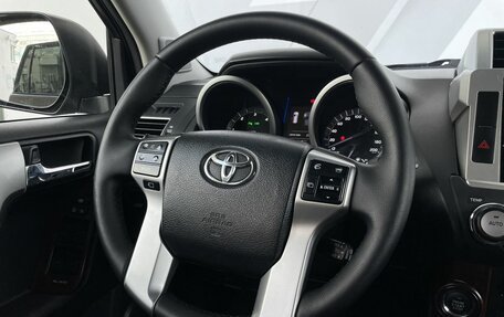 Toyota Land Cruiser Prado 150 рестайлинг 2, 2014 год, 3 580 000 рублей, 16 фотография