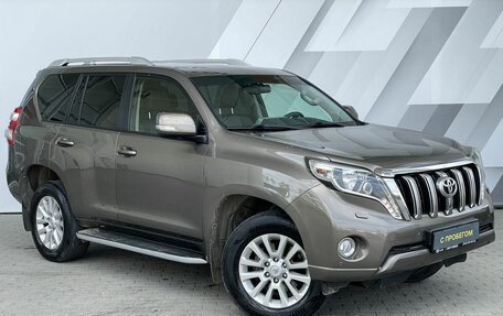 Toyota Land Cruiser Prado 150 рестайлинг 2, 2014 год, 3 580 000 рублей, 3 фотография