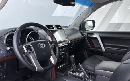 Toyota Land Cruiser Prado 150 рестайлинг 2, 2014 год, 3 580 000 рублей, 11 фотография