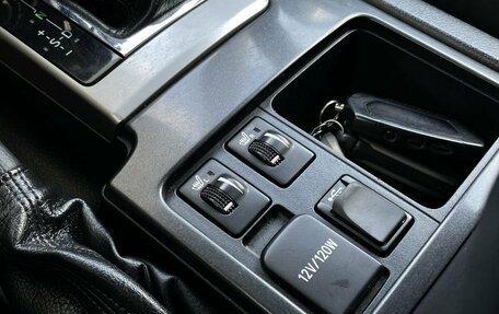 Toyota Land Cruiser Prado 150 рестайлинг 2, 2014 год, 3 580 000 рублей, 27 фотография