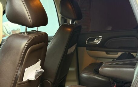 Cadillac Escalade III, 2013 год, 2 400 000 рублей, 3 фотография