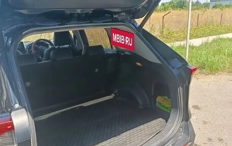 Toyota RAV4, 2020 год, 3 400 000 рублей, 7 фотография