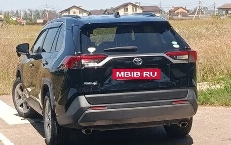 Toyota RAV4, 2020 год, 3 400 000 рублей, 5 фотография