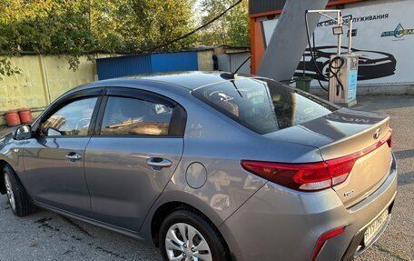 KIA Rio IV, 2018 год, 1 074 000 рублей, 13 фотография