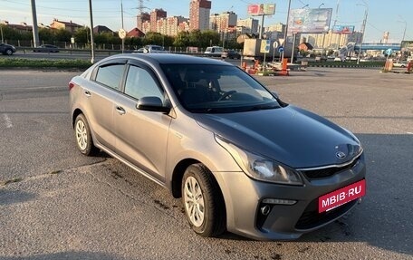 KIA Rio IV, 2018 год, 1 074 000 рублей, 2 фотография