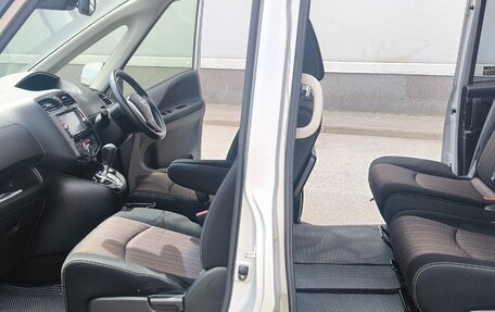 Nissan Serena IV, 2014 год, 1 450 000 рублей, 9 фотография