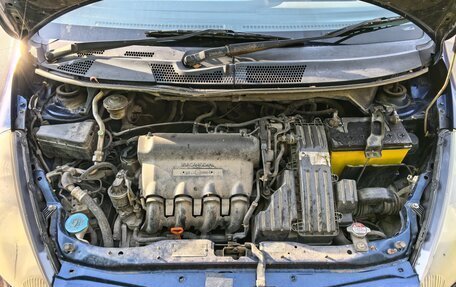 Honda Fit III, 2002 год, 310 000 рублей, 13 фотография