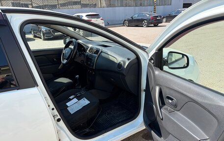Renault Logan II, 2014 год, 500 000 рублей, 19 фотография