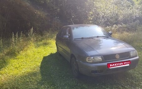 Volkswagen Polo III рестайлинг, 1998 год, 130 000 рублей, 7 фотография