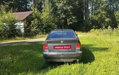 Volkswagen Polo III рестайлинг, 1998 год, 130 000 рублей, 5 фотография