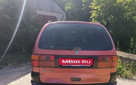 Volkswagen Sharan I рестайлинг, 1995 год, 100 000 рублей, 2 фотография
