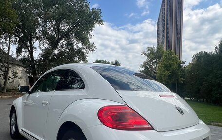Volkswagen Beetle, 2013 год, 950 000 рублей, 6 фотография
