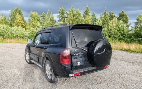 Mitsubishi Pajero III рестайлинг, 2005 год, 870 000 рублей, 4 фотография