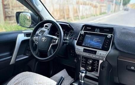Toyota Land Cruiser Prado 150 рестайлинг 2, 2018 год, 4 800 000 рублей, 4 фотография