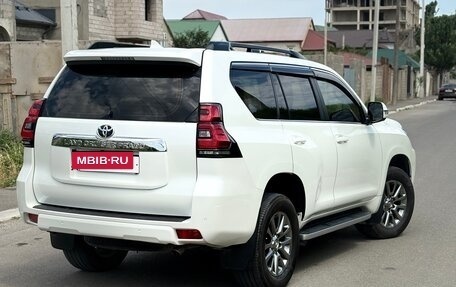 Toyota Land Cruiser Prado 150 рестайлинг 2, 2018 год, 4 800 000 рублей, 3 фотография