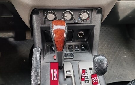 Mitsubishi Pajero III рестайлинг, 2005 год, 870 000 рублей, 14 фотография