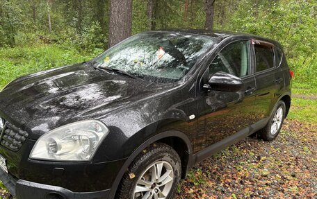 Nissan Qashqai, 2009 год, 800 000 рублей, 2 фотография