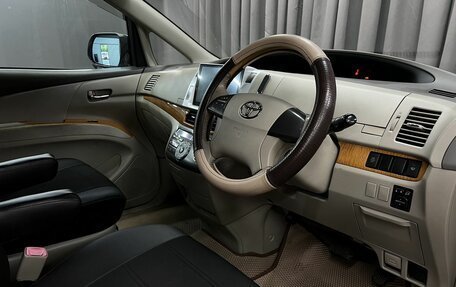 Toyota Estima III рестайлинг -2, 2011 год, 1 549 900 рублей, 5 фотография