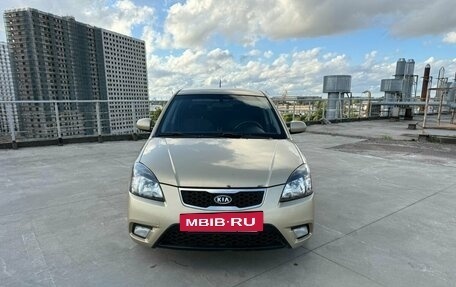 KIA Rio II, 2011 год, 579 000 рублей, 2 фотография