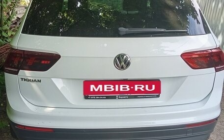 Volkswagen Tiguan II, 2018 год, 1 999 999 рублей, 5 фотография