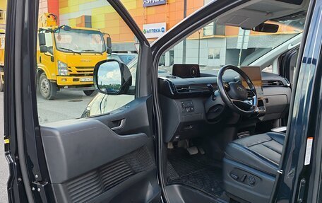 Hyundai Staria, 2021 год, 4 900 000 рублей, 13 фотография