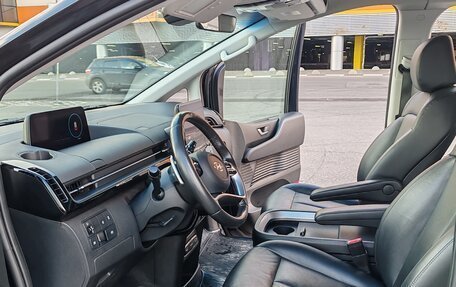 Hyundai Staria, 2021 год, 4 900 000 рублей, 14 фотография