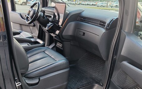 Hyundai Staria, 2021 год, 4 900 000 рублей, 17 фотография