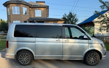 Volkswagen Multivan T6 рестайлинг, 2019 год, 3 900 000 рублей, 3 фотография