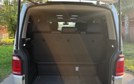 Volkswagen Multivan T6 рестайлинг, 2019 год, 3 900 000 рублей, 10 фотография