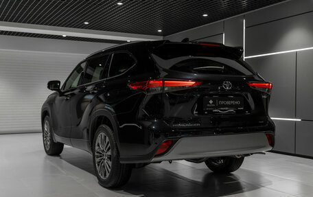 Toyota Highlander, 2026 год, 5 800 000 рублей, 4 фотография
