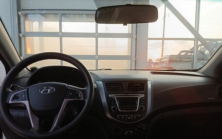 Hyundai Solaris II рестайлинг, 2014 год, 905 000 рублей, 8 фотография