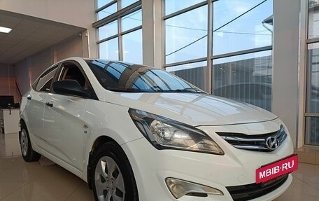 Hyundai Solaris II рестайлинг, 2014 год, 905 000 рублей, 2 фотография