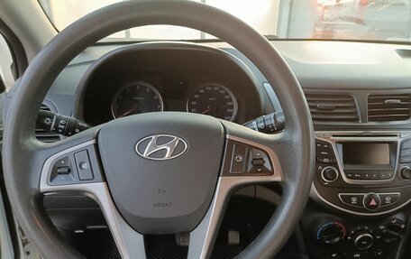 Hyundai Solaris II рестайлинг, 2014 год, 905 000 рублей, 12 фотография
