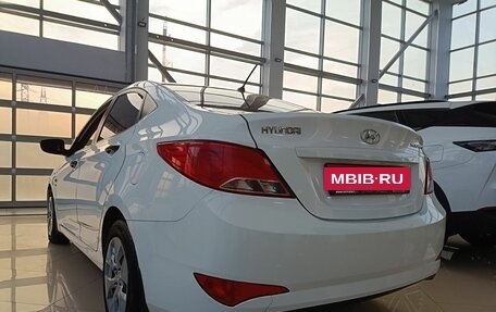 Hyundai Solaris II рестайлинг, 2014 год, 905 000 рублей, 4 фотография