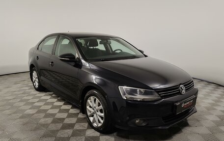 Volkswagen Jetta VI, 2012 год, 979 000 рублей, 3 фотография