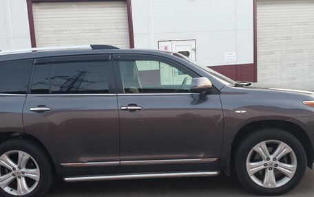 Toyota Highlander III, 2012 год, 1 599 000 рублей, 5 фотография