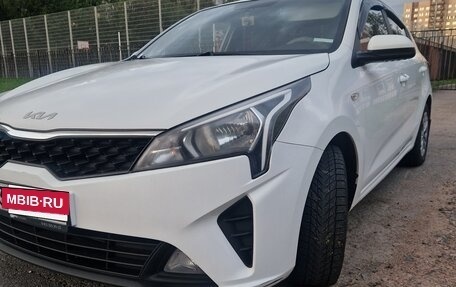 KIA Rio IV, 2021 год, 1 180 000 рублей, 2 фотография