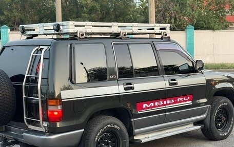 Isuzu Bighorn II, 1994 год, 690 000 рублей, 3 фотография