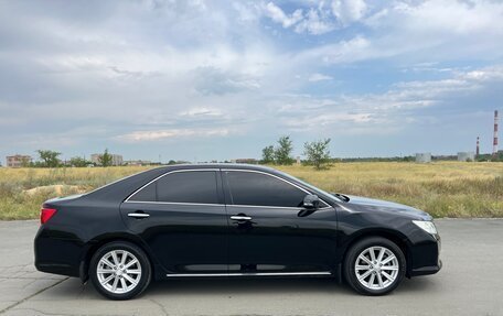 Toyota Camry, 2011 год, 1 540 000 рублей, 2 фотография