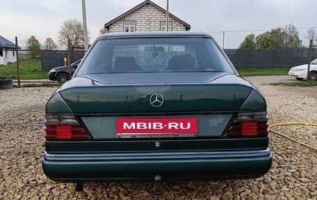 Mercedes-Benz E-Класс, 1992 год, 480 000 рублей, 3 фотография